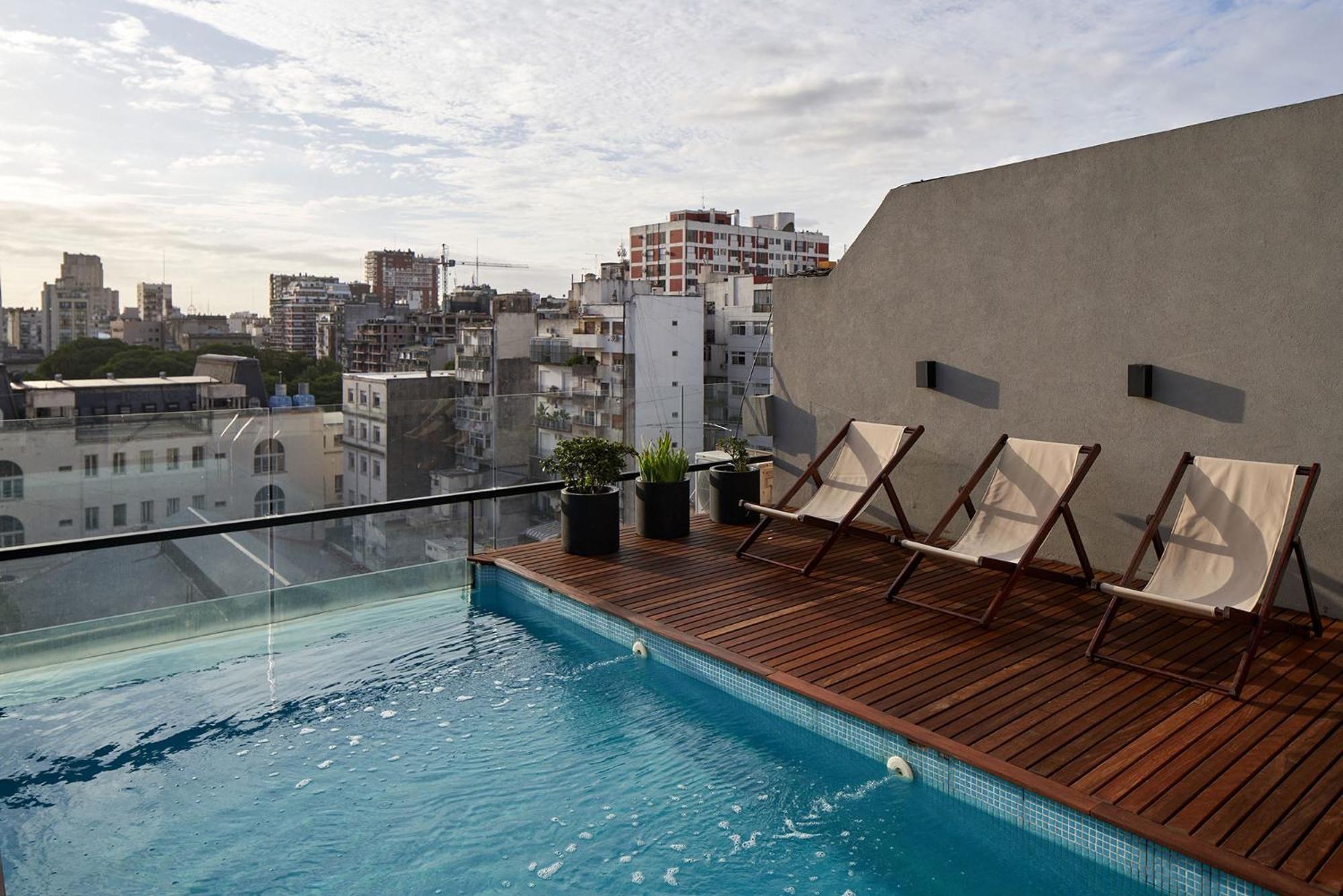 Aq Tailored Suites Buenos Aires Exterior photo Rooftop pool